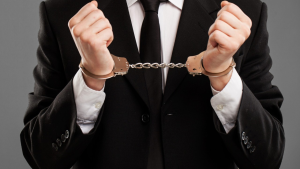 🧨 O que fazer quando o dono frauda a própria empresa?